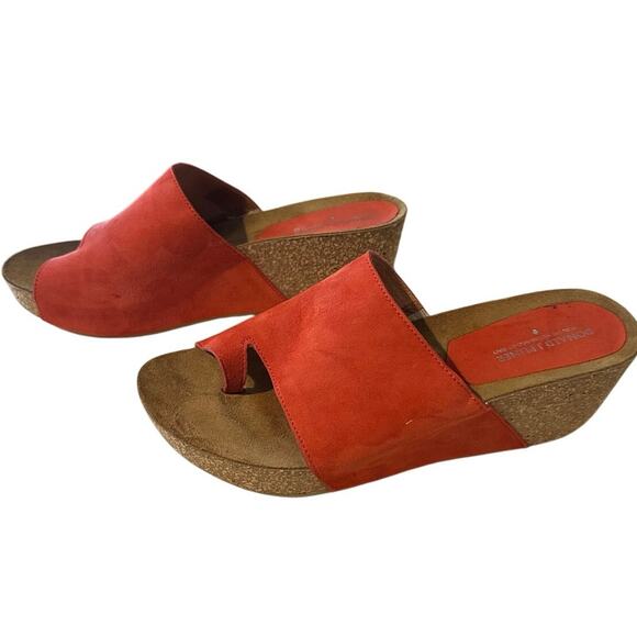 Donald Pliner Red Suede Ginie Red Wedge Sandals - Size 11 - Picture 2 of 6